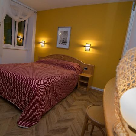 Bed&Breakfast Saturn 베리로신즈 외부 사진