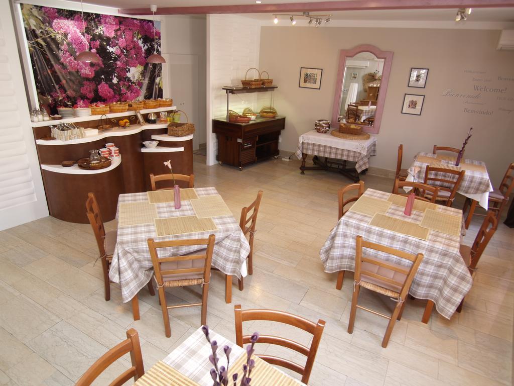 Bed&Breakfast Saturn 베리로신즈 외부 사진